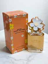 Load image into Gallery viewer, Daisy Ever So Fresh By Marc Jacobs 4.2oz/125ml Eau De Parfum For Women MSRP $182