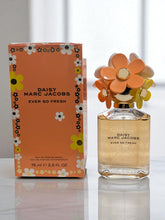 Load image into Gallery viewer, Daisy Ever So Fresh By Marc Jacobs 2.5 oz/ 75 ml Eau De Parfum For Women MSRP $134
