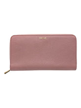 Load image into Gallery viewer, Bally Sevin 6219345 Rosehaze Zippered Long Wallet Calf Grained Leather MSRP $660