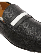 Load image into Gallery viewer, Bally Karlos 6304670 Men's Black Pebbled-Leather Driving Shoes MSRP $690