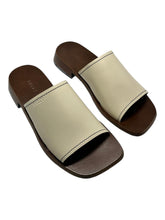 Load image into Gallery viewer, Bally Ofera 6225850 Ladies Bone Plain Leather Flat Sandals MSPR$595