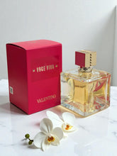 Load image into Gallery viewer, Voce Viva By Valentino 3.4 oz / 100 ml Eau de Parfum For Women MSRP $170
