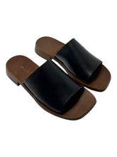 Load image into Gallery viewer, Bally Ofera 6225848 Ladies Black Plain Leather Flat MSPR$595