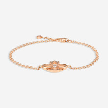 Load image into Gallery viewer, Gucci Rose Gold with Central Diamond Bracelet YBA796247001 MSRP $1,920