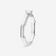 Load image into Gallery viewer, GUCCI Link to Love 18kt White Gold and Diamond Ring YBC744971002015 Size 7.25 MSRP $3,450