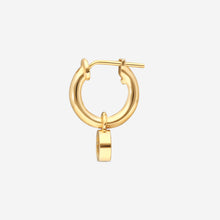 Load image into Gallery viewer, Gucci 18K Yellow Gold and Gucci Detail Mono Earring YBD76158400100U MSRP $940