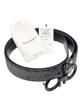 Load image into Gallery viewer, Salvatore Ferragamo Men's Double Gancini 717807 Black/Grey Size 105 MSRP $695