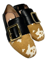 Load image into Gallery viewer, Bally Janelle 6225887 Ladies White/Black Pony Loafers Leather MSRP $870