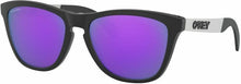 Load image into Gallery viewer, New Oakley FROGSKINS MIX 9428-1255 Sunglasses Matte Black / Prizm Violet Iridium
