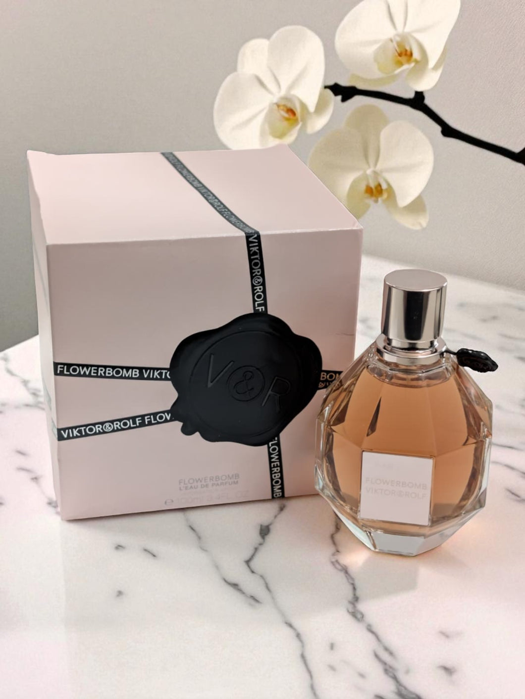 Flowerbomb By Viktor & Rolf 3.4 oz / 100ml Eau de Parfum For Women MSRP $180