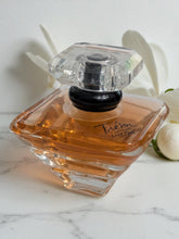 Load image into Gallery viewer, Tresor By Lancome 1.7 oz / 50 ml Eau De Parfum For Women MSRP $118
