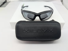 Load image into Gallery viewer, Wiley X Brick Crystal Metallic Frames Silver Flash Lenses Sunglasses
