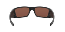 Load image into Gallery viewer, NEW OAKLEY Men&#39;s Fuel Cell 9096-D860 Black Frame Polarized Sunglasses MSRP $206
