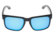 Load image into Gallery viewer, NEW OAKLEY Men&#39;s Holbrook 9102-H0 Black Frame Polarized Sunglasses MSRP $217

