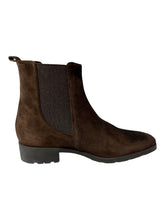 Load image into Gallery viewer, Bally Coline 6230577 Women&#39;s Testa Di Moro Suede Leather Chelsea Boots MSRP $767
