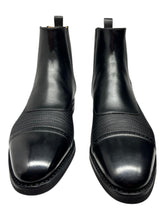 Load image into Gallery viewer, Bally Skirian 6239825 Men&#39;s Black Calf Plain Leather Chelsea Boots MSRP $1250
