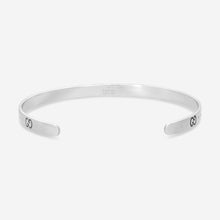 Load image into Gallery viewer, GUCCI Icon Thin Bangle 18kt White Gold Bracelet YBA434524003 MSRP $3,020
