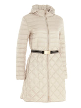 Load image into Gallery viewer, MAX MARA Women&#39;s &#39;The Cube&#39; Trev Cream Quilted Coat MSRP $1235
