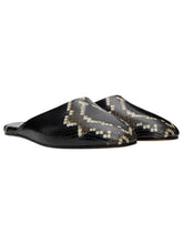 Load image into Gallery viewer, Bally Glebb 6304159 Men&#39;s Multiblack Snake-Print Leather Slippers MSRP $750
