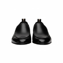 Load image into Gallery viewer, Bally Geremy 6304152 Men's Black Calf Plain Leather Loafers MSRP $820
