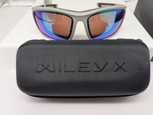 Load image into Gallery viewer, Wiley X Grid Captivate Grey Frame Green Mirror Polarized Sunglasses
