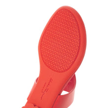 Load image into Gallery viewer, Salvatore Ferragamo 685158 Enfola Coral Leather Sandals 6C MSRP $495
