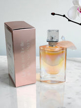 Load image into Gallery viewer, La Vie Est Belle Soleil Cristal By Lancome 1.7oz/50ml Eau De Parfum For Women MSRP $100
