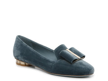 Load image into Gallery viewer, SALVATORE FERRAGAMO Sarno Women&#39;s 725068 Steel Blue Flats Size 6.5 D MSRP $695
