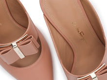Load image into Gallery viewer, NEW SALVATORE FERRAGAMO Zelda Women&#39;s 724998 Blush Mule Size 6.5 D MSRP $865

