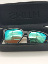 Load image into Gallery viewer, NEW Smith ChromaPop Sunglasses Shoutout G9ZG0 Blue  57MM BLACK ICE UNISEX
