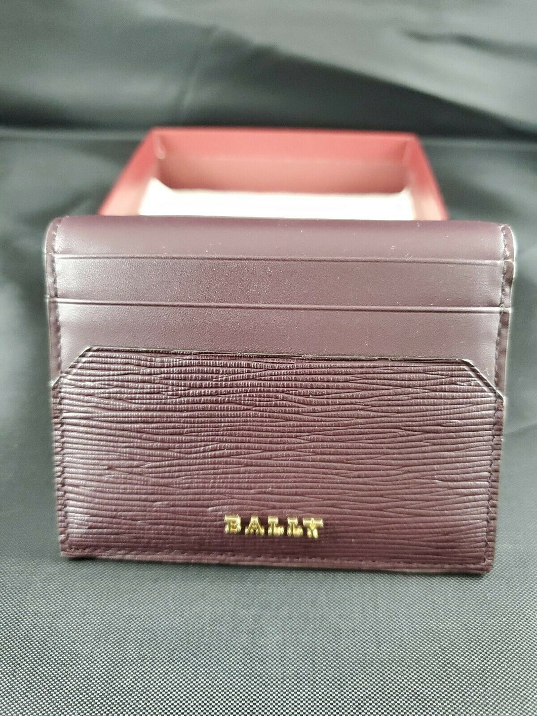 New Bally Lalder Women's 6219177 Merlot Leather Card ID Bifold Wallet MSRP $270