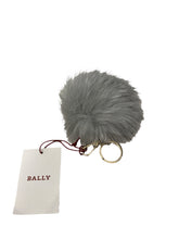 Load image into Gallery viewer, NEW Bally Fury Women&#39;s 6225143 Snuf Gray Fox Fur Key Holder MSRP $125
