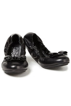 Load image into Gallery viewer, SALVATORE FERRAGAMO Lizinka Women&#39;s 725903 Black Ballet Flats Size 5.5 D MSRP $430
