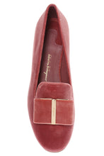 Load image into Gallery viewer, SALVATORE FERRAGAMO Sarno Women&#39;s 680210 Pink Flats Size 6.5 D MSRP $695
