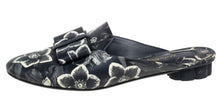 Load image into Gallery viewer, SALVATORE FERRAGAMO Sciacca Women&#39;s 684318 Black &amp; White Slide Size 6 C MSRP $630
