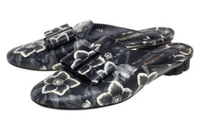 Load image into Gallery viewer, SALVATORE FERRAGAMO Sciacca Women&#39;s 684318 Black &amp; White Slide Size 6 C MSRP $630
