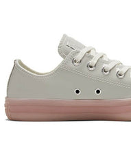 Load image into Gallery viewer, Converse Chuck Taylor All Star Unisex Mouse &amp; Washed Coral Low Top Sneakers 7 M/9 W

