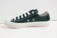 Load image into Gallery viewer, Converse Chuck Taylor All Star OX Unisex Deep Emerald Leather Sneakers 5 M/7 W
