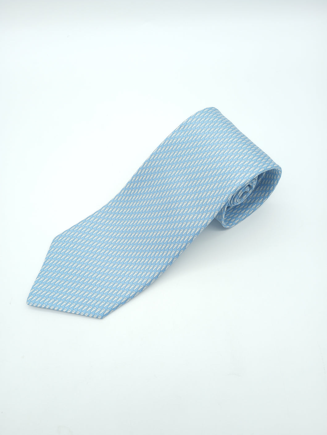 NEW SALVATORE FERRAGAMO Men's 723159 Blue Tie MSRP $190
