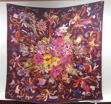 Load image into Gallery viewer, NEW SALVATORE FERRAGAMO Women&#39;s 587016 Print Silk Scarf MSRP $435
