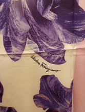Load image into Gallery viewer, NEW SALVATORE FERRAGAMO Women&#39;s 686252 Print Silk Scarf MSRP $435
