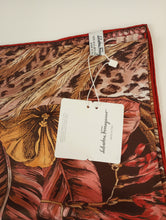 Load image into Gallery viewer, NEW SALVATORE FERRAGAMO Women&#39;s 693493 Print Silk Scarf MSRP $435
