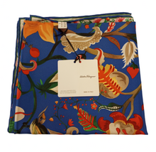 Load image into Gallery viewer, NEW SALVATORE FERRAGAMO Women&#39;s 715594 Print Silk Scarf MSRP $435

