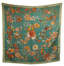 Load image into Gallery viewer, NEW SALVATORE FERRAGAMO Women&#39;s 727055 Print Silk Scarf MSRP $435
