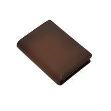 Load image into Gallery viewer, NEW TUMI Men&#39;s Nassau Brown Gusseted Card Case MSRP $150
