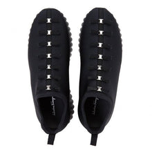 Load image into Gallery viewer, NEW SALVATORE FERRAGAMO Venus Women&#39;s 716847 Black Sneaker Size 6.5 C MSRP $820
