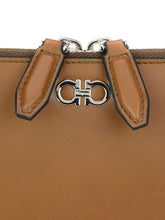 Load image into Gallery viewer, NEW SALVATORE FERRAGAMO Gancio Men&#39;s 686773 Brown Zippered Continental Wallet $980
