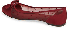Load image into Gallery viewer, NEW SALVATORE FERRAGAMO Varina Dots Women&#39;s 724119 Red Flats Size 6 D MSRP $725
