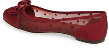 Load image into Gallery viewer, NEW SALVATORE FERRAGAMO Varina Dots Women&#39;s 724119 Red Flats Size 5.5 D MSRP $725
